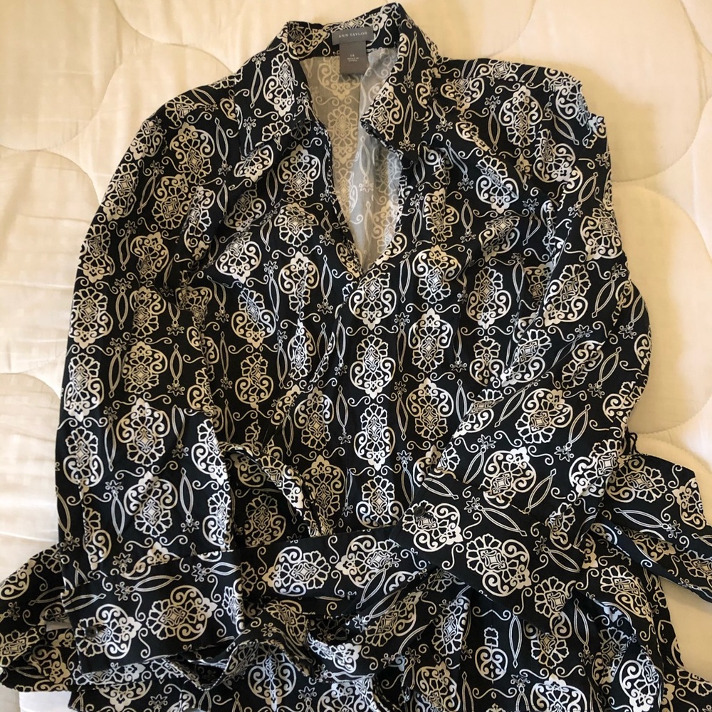 3/4 sleeve collared wrap shirt